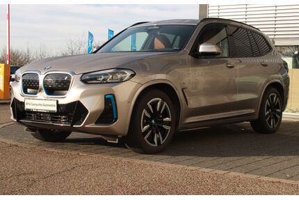 BMW iX3 Gebrauchtwagen