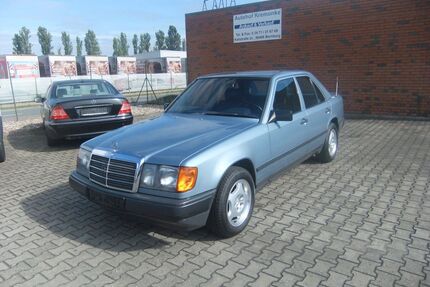 Mercedes-Benz E 230 Gebrauchtwagen