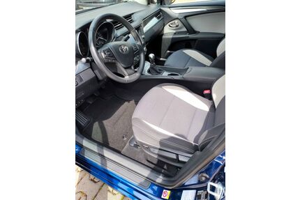 Toyota Avensis Gebrauchtwagen