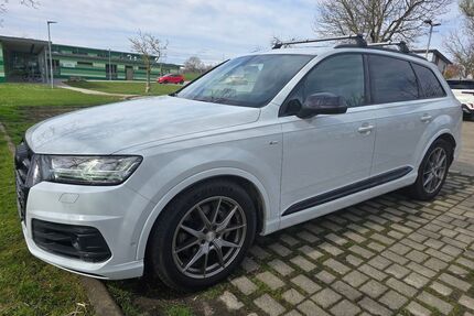 Kia Q7 