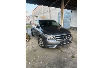 Mercedes-Benz B 200 Gebrauchtwagen