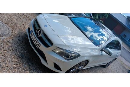 Mercedes-Benz CLA 180 Shooting Brake Gebrauchtwagen