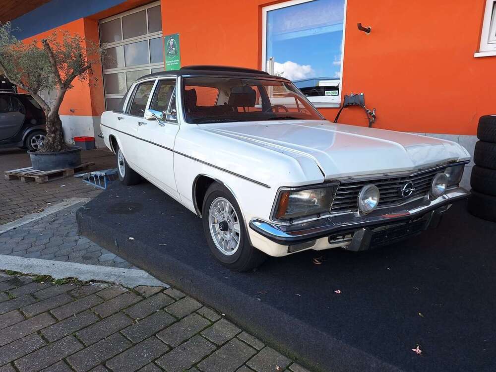 Diplomat