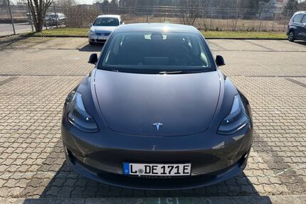 Tesla Model 3 Gebrauchtwagen