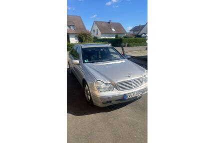 Mercedes-Benz C 180 Gebrauchtwagen