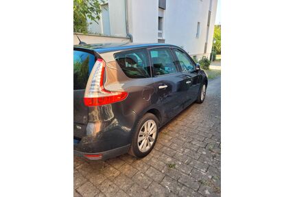 Renault Grand Scenic Gebrauchtwagen