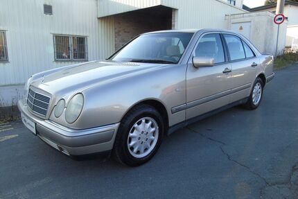 Mercedes-Benz E 200 Gebrauchtwagen