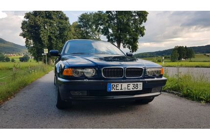 BMW 750 Gebrauchtwagen