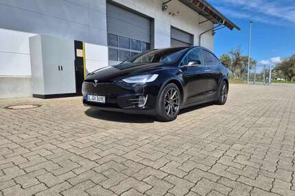 Tesla Model X Gebrauchtwagen