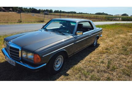 Mercedes-Benz 230 Gebrauchtwagen