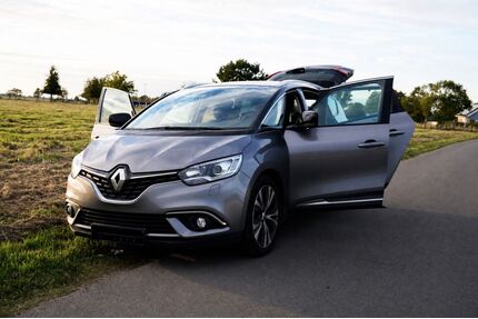 Renault Grand Scenic Gebrauchtwagen