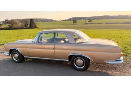 Mercedes-Benz 250 Gebrauchtwagen