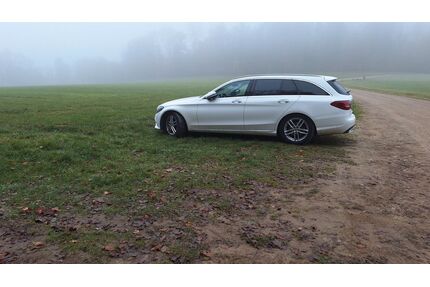 Mercedes-Benz 220 Gebrauchtwagen