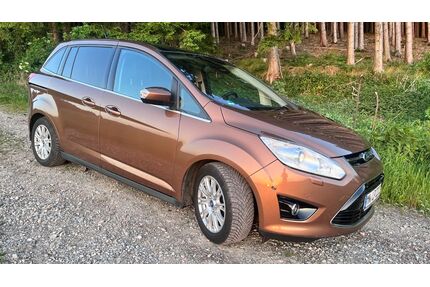 Ford Grand C-Max Gebrauchtwagen