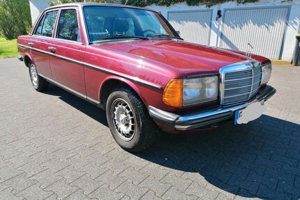 Mercedes-Benz E 230 Gebrauchtwagen