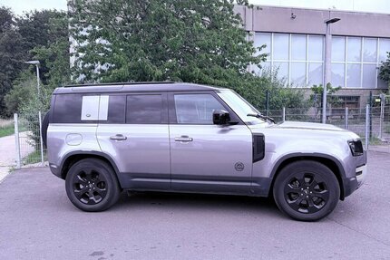 Land Rover Defender 110 SE 1. Hd. Scheckheft unfallfrei Gebrauchtwagen