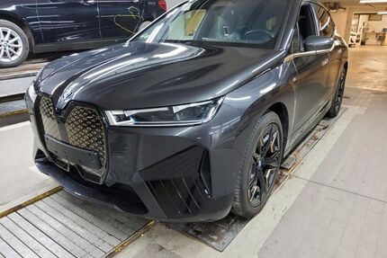 BMW iX Gebrauchtwagen