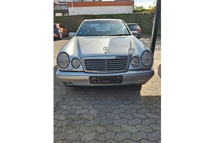 Mercedes-Benz E 240 Gebrauchtwagen