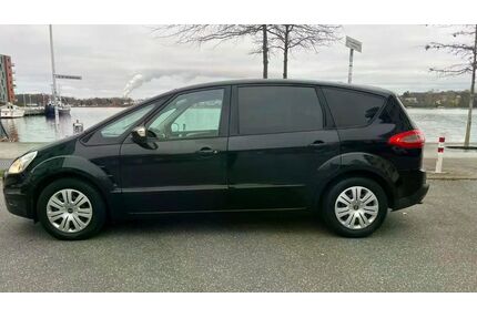 Ford S-Max Gebrauchtwagen