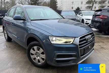 Audi Q3 1.4 Navi Ahk PDC Sitzhz. Klimaautom. Gebrauchtwagen