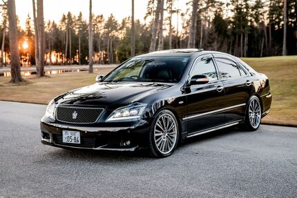 Toyota Crown Gebrauchtwagen