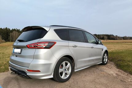 Ford S-Max Gebrauchtwagen