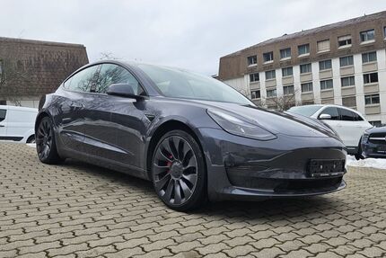Tesla Model 3 Gebrauchtwagen
