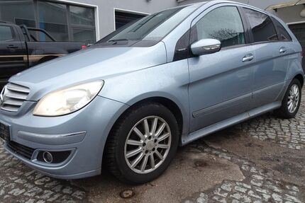 Mercedes-Benz B 180 Gebrauchtwagen