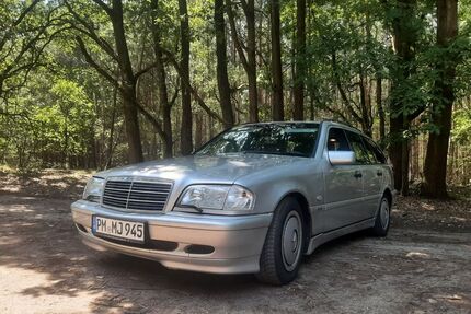 Mercedes-Benz 240 Gebrauchtwagen