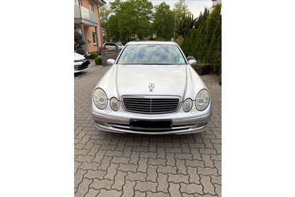 Mercedes-Benz E 220 Gebrauchtwagen