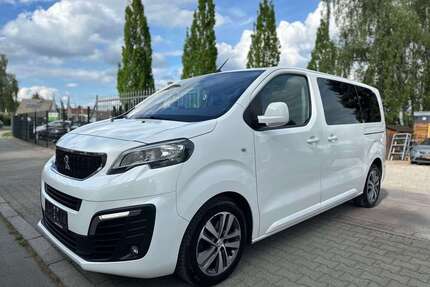 Peugeot Traveller 