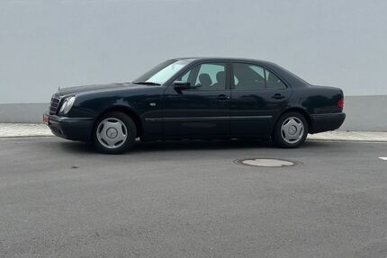 Mercedes-Benz E 290 Gebrauchtwagen