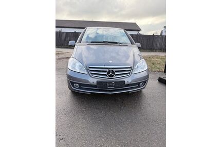 Mercedes-Benz A 180 Gebrauchtwagen