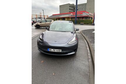 Tesla Model 3 Gebrauchtwagen