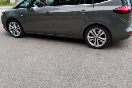Opel Zafira Tourer Gebrauchtwagen