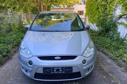 Ford S-Max Gebrauchtwagen