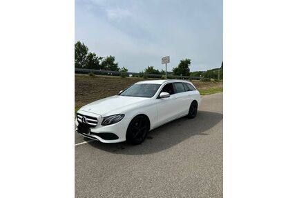 Mercedes-Benz E 220 Gebrauchtwagen