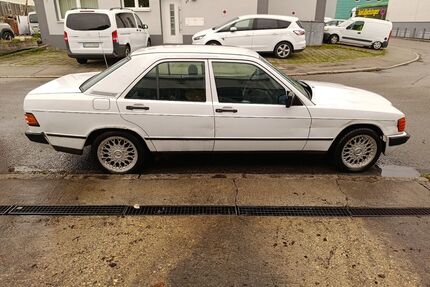 Mercedes-Benz 190 Gebrauchtwagen