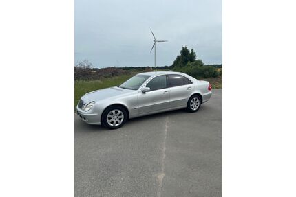 Mercedes-Benz E 220 Gebrauchtwagen
