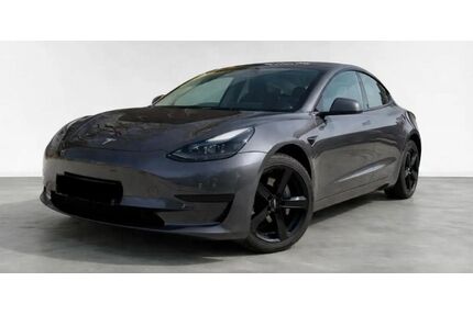 Tesla Model 3 Gebrauchtwagen