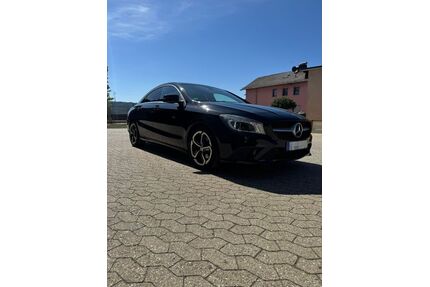 Mercedes-Benz CLA 180 Gebrauchtwagen