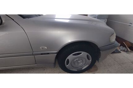 Mercedes-Benz C 180 Gebrauchtwagen