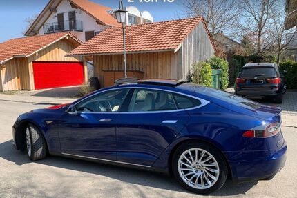 Tesla Model S Gebrauchtwagen