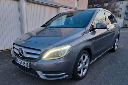 Mercedes-Benz B 180 Gebrauchtwagen