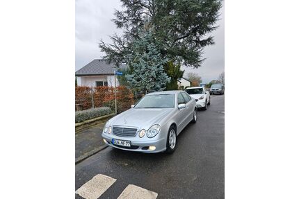 Mercedes-Benz E 240 Gebrauchtwagen