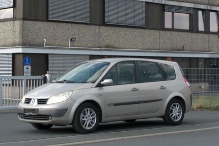 Renault Grand Scenic Gebrauchtwagen