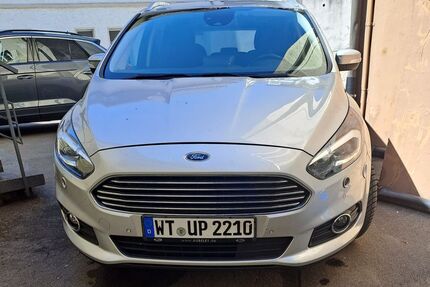 Ford S-Max Gebrauchtwagen