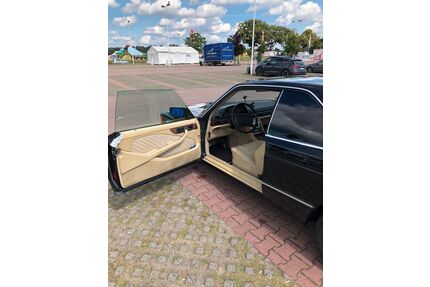Mercedes-Benz 560 Gebrauchtwagen
