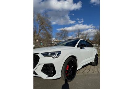 Audi RSQ3 Gebrauchtwagen