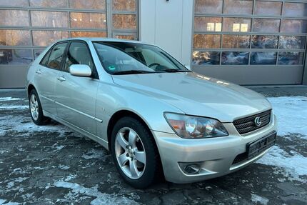 Lexus IS 200 Gebrauchtwagen